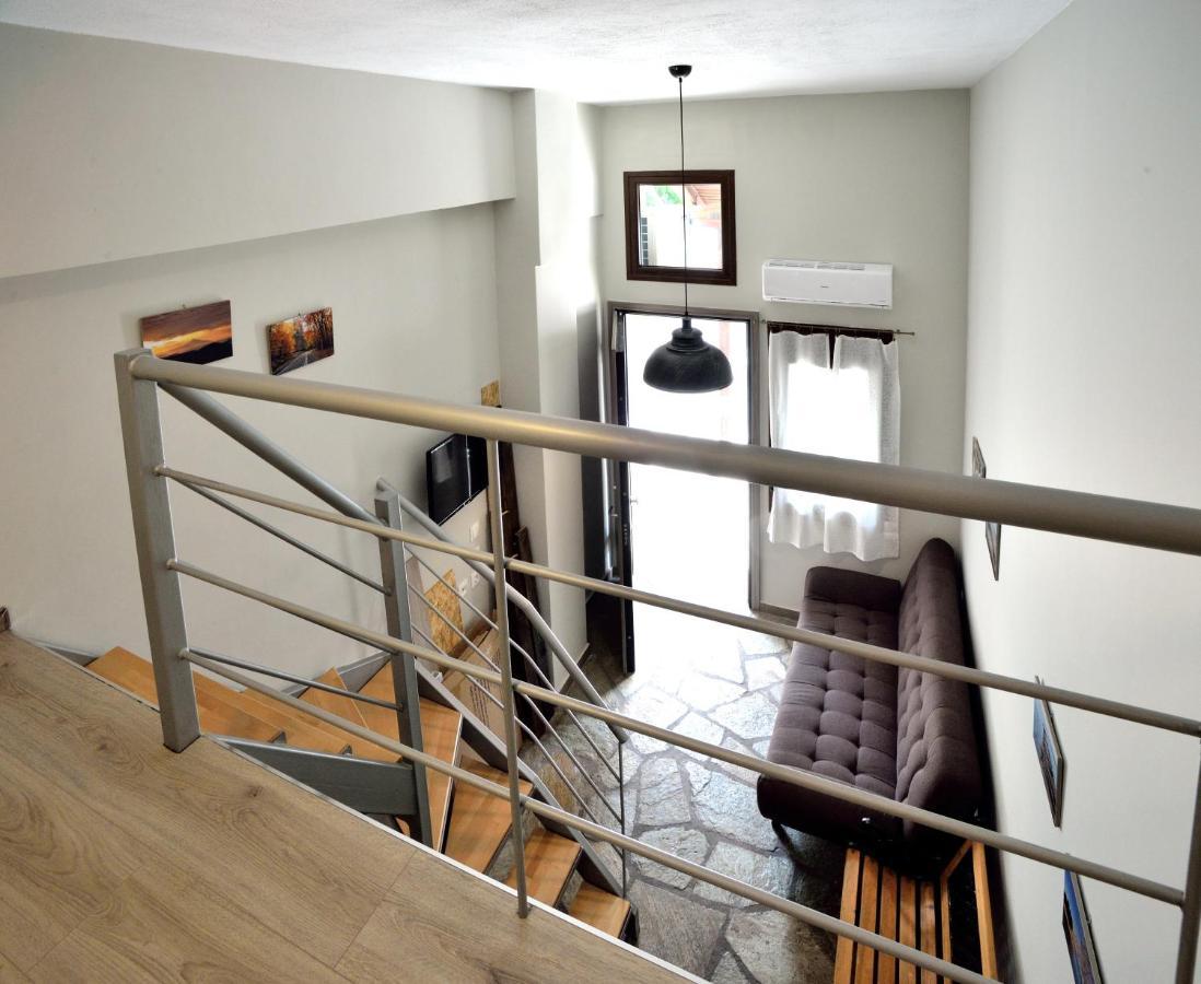 Suite Loft Apartment Konstantinidis Néa Poteídaia Eksteriør bilde