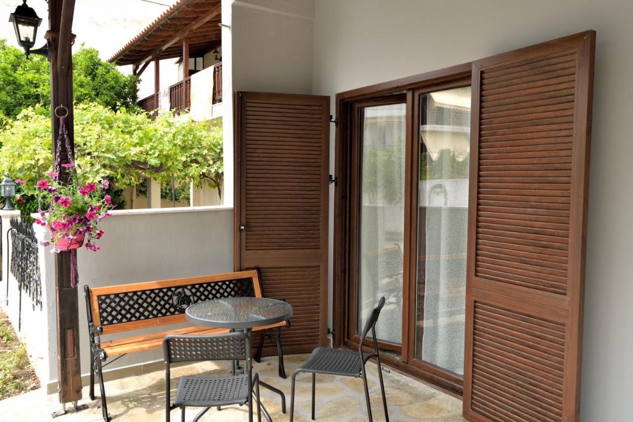 Suite Loft Apartment Konstantinidis Néa Poteídaia Eksteriør bilde